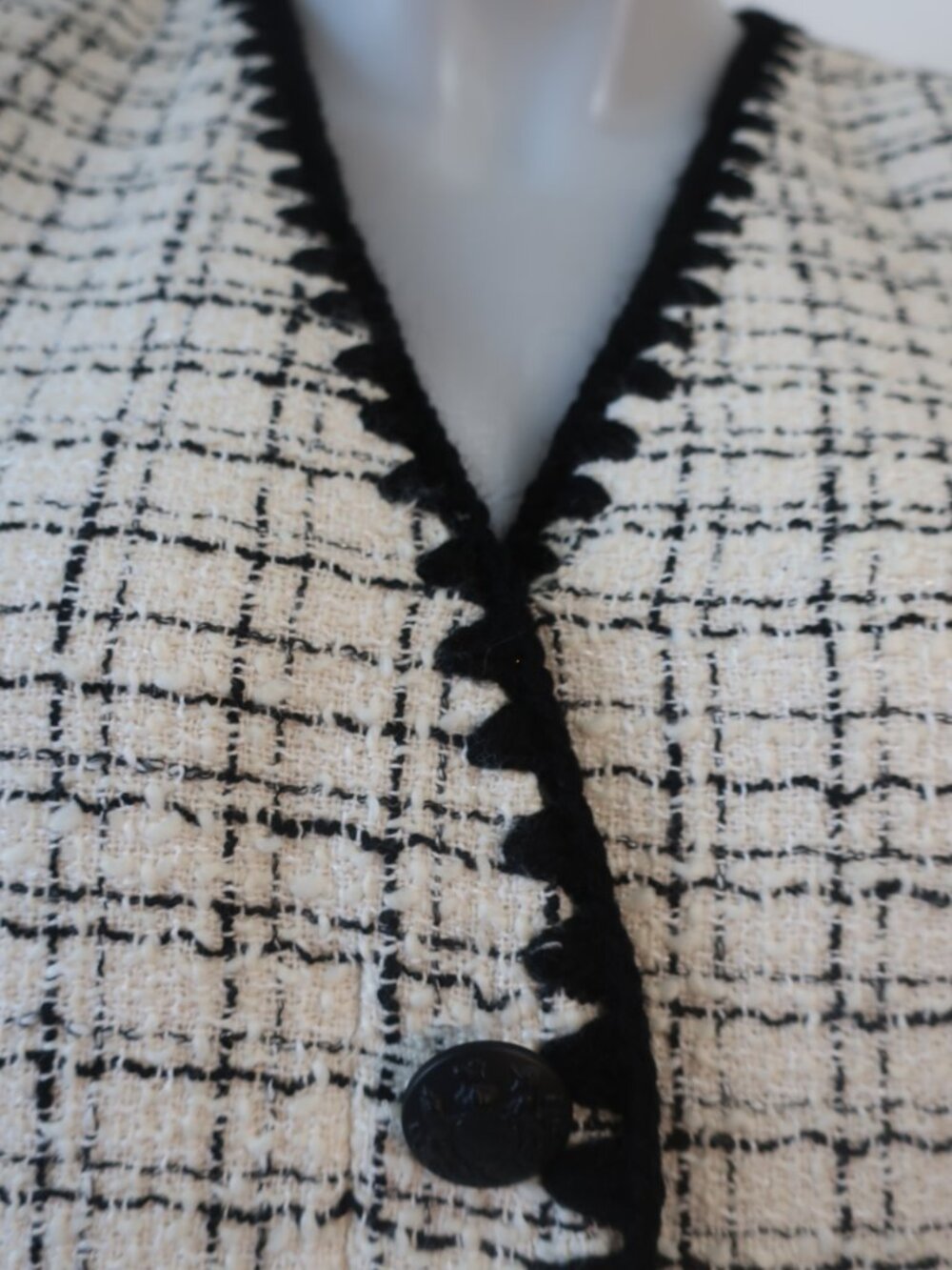 Womens Veronica Beard Palatine (Item-97) White Black Tweed Boucle V-Neck Dress 4 - Picture 5 of 16
